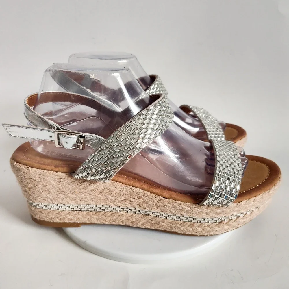New Bella Marie‎ Sandals Size 10 Espadrille Platform Silver Faux Leather Strappy